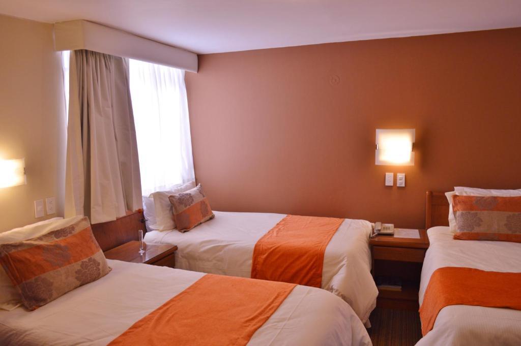 La Carolina Inn Quito Rum bild