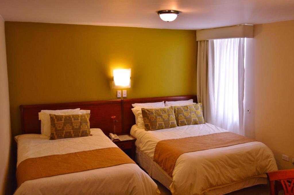 La Carolina Inn Quito Rum bild