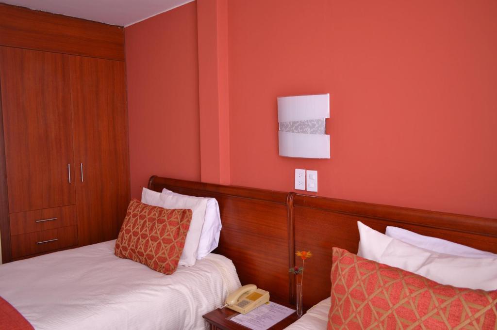 La Carolina Inn Quito Rum bild