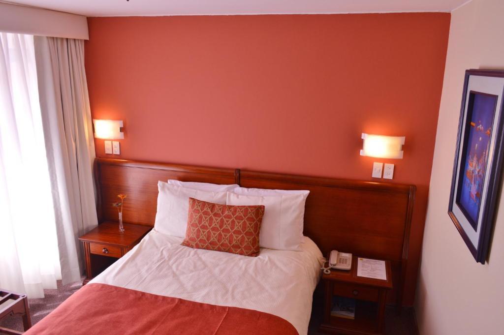 La Carolina Inn Quito Rum bild